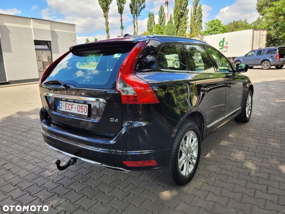 Volvo XC 60 D4 Drive-E Ocean Race - 10