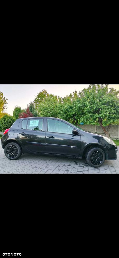 Renault Clio - 5