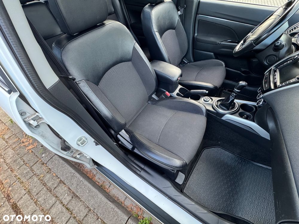 Peugeot 4008 - 10