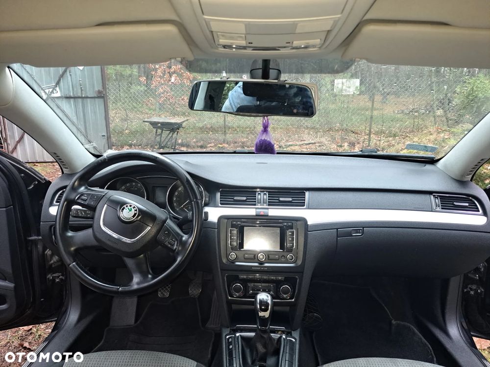 Skoda Superb 1.6 TDI GreenLine - 10