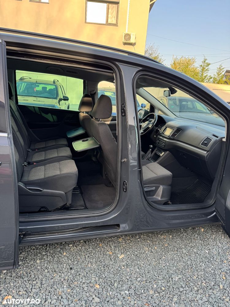 Volkswagen Sharan 2.0 TDI Blue Motion Style - 36