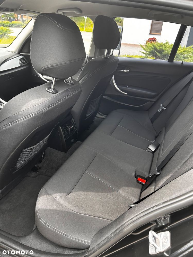 BMW Seria 1 118i Sport Line - 12