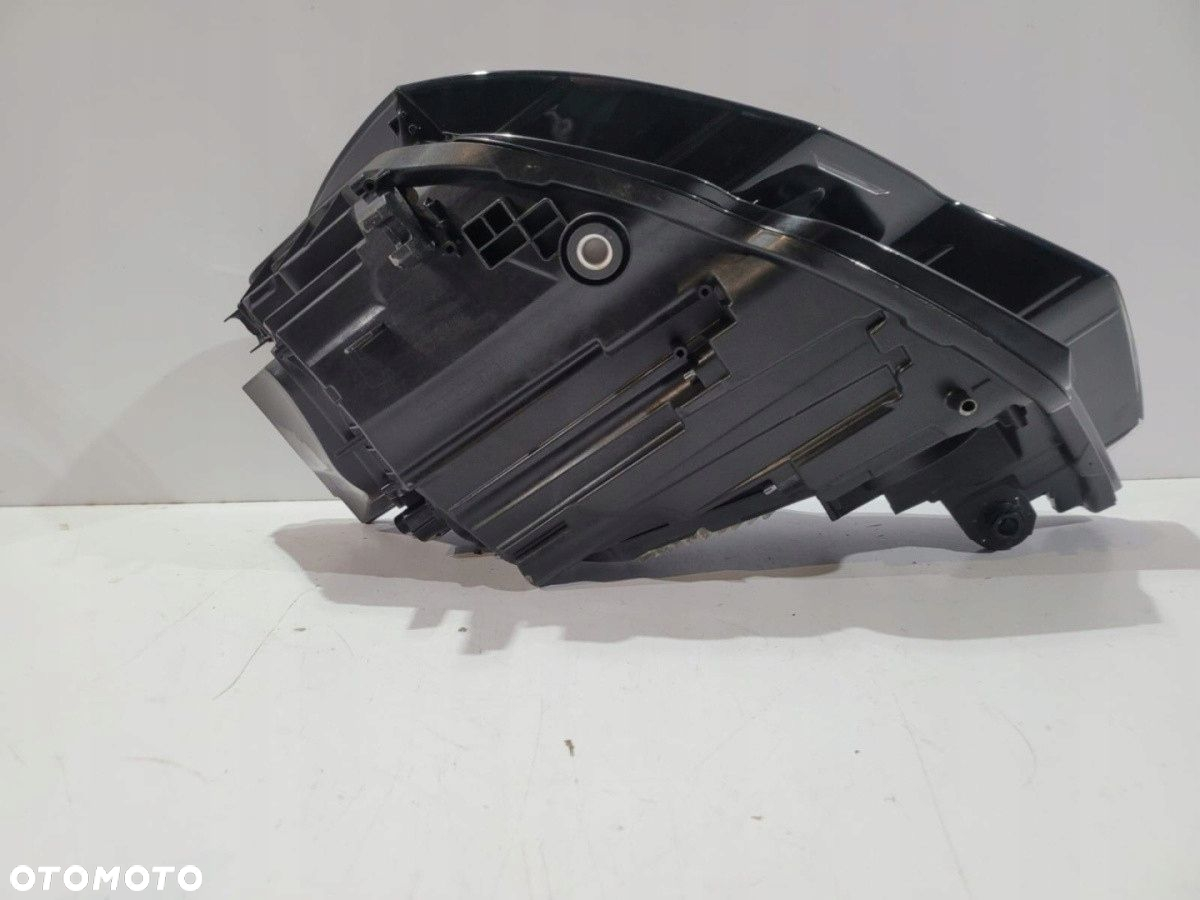 Audi A6 C8 4K Lampa przednia Full Led R - 12857 - 6