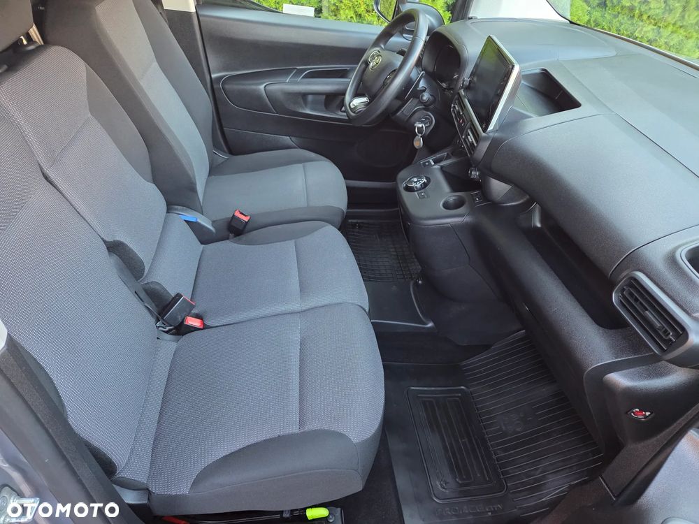 Toyota ProaceCity - 31
