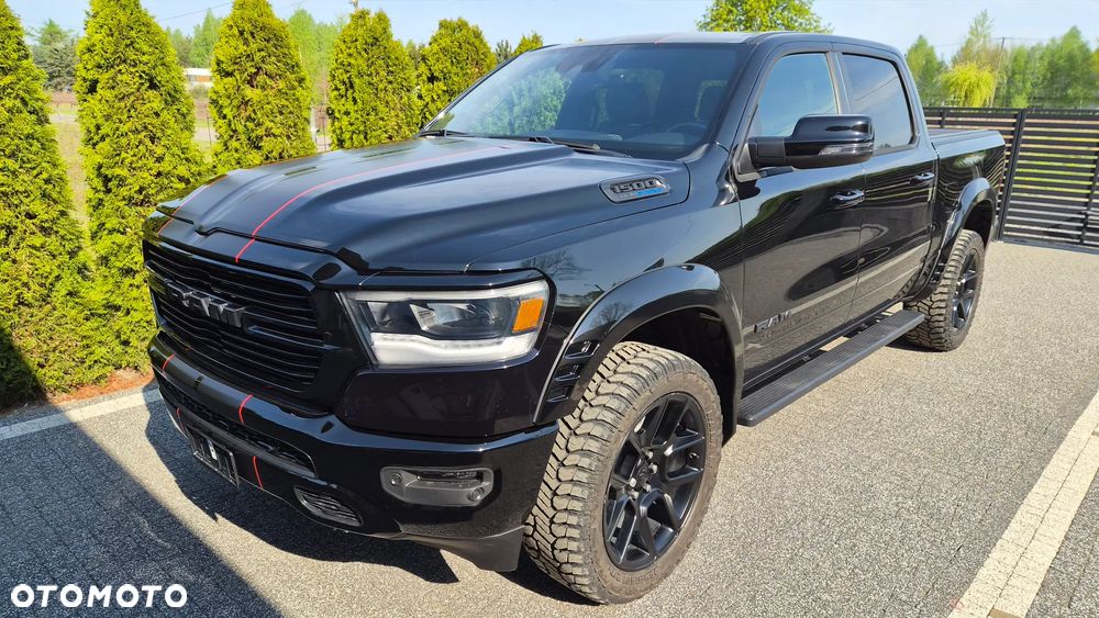 RAM 1500 Crew Cab Longbed Laramie - 9