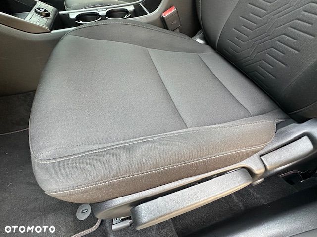 Hyundai Kona 1.6 GDI DCT Style - 37