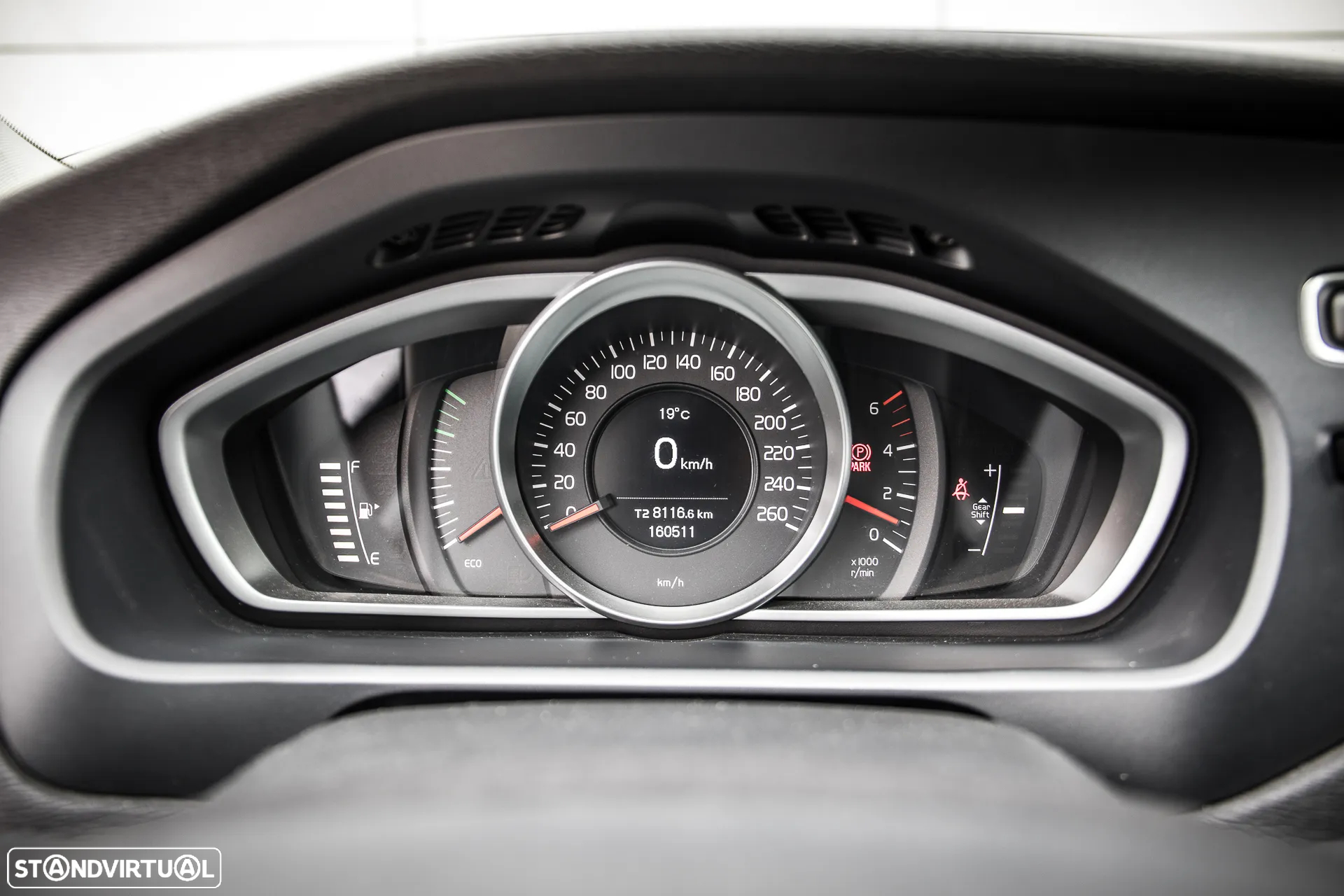 Volvo V40 Cross Country 1.6 D2 Momentum - 12