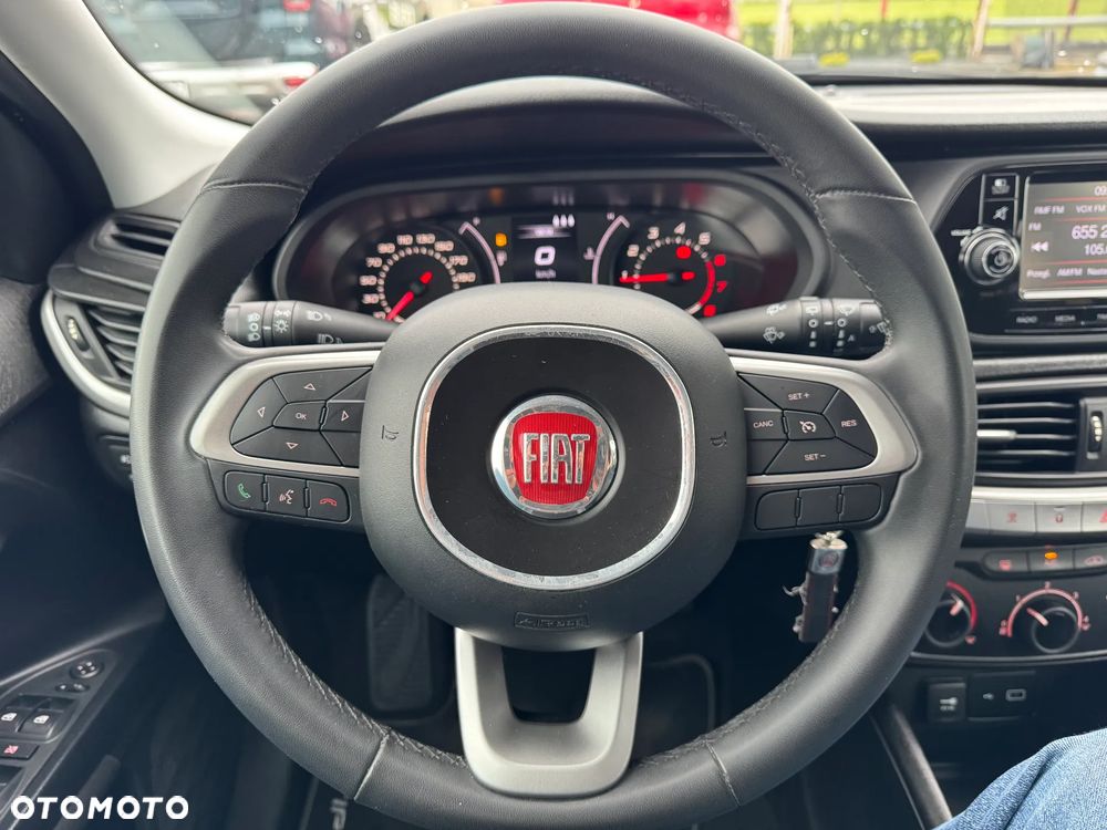 Fiat Tipo 1.4 T-Jet 16v Easy - 12