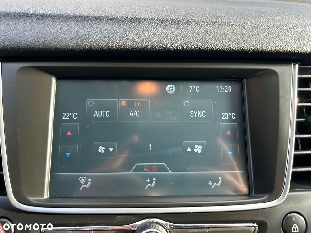 Opel Grandland X 1.5 D Start/Stop Automatik Design Line - 24