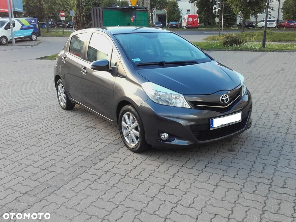 Toyota Yaris - 17