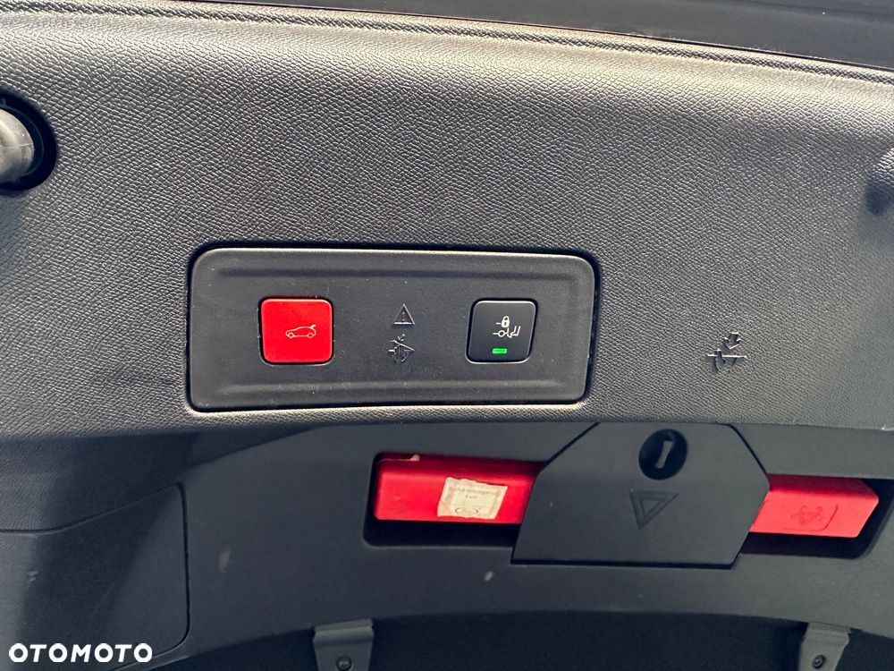 Peugeot 508 2.0 BlueHDi GT S&S - 29