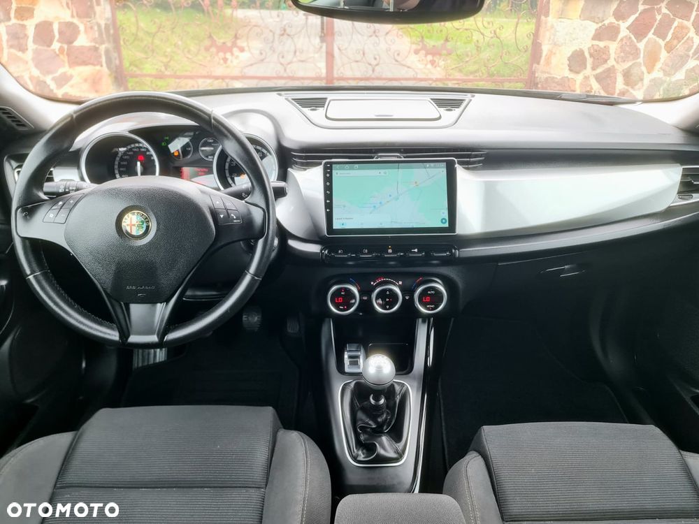 Alfa Romeo Giulietta 1.4 TB 16V Multiair Collezione - 8