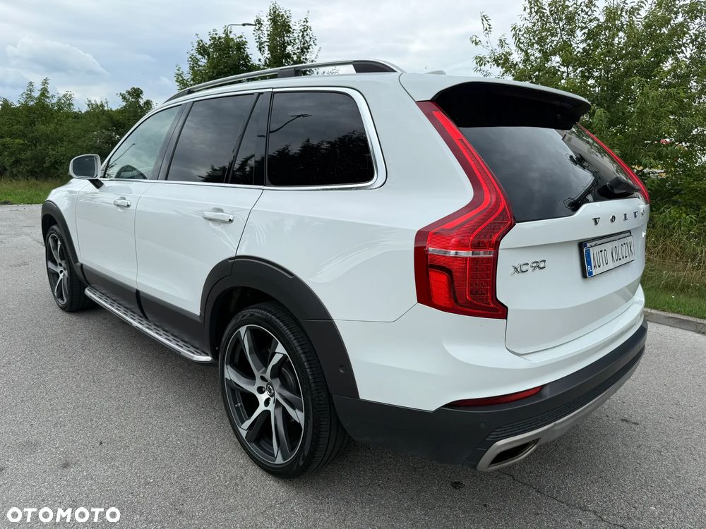 Volvo XC 90 - 7