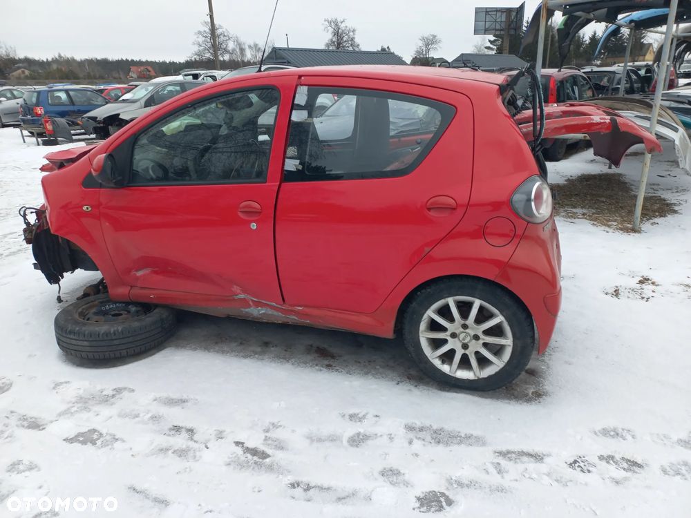 Toyota Aygo 1.0 12V 04r wszystkie części - 1