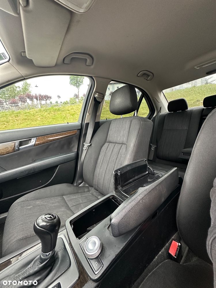 Mercedes-Benz Klasa C 200 CDI DPF Automatik Elegance - 13