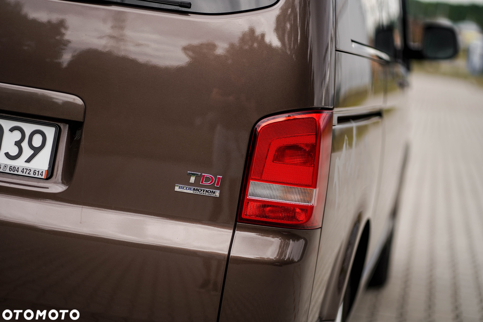 Volkswagen Multivan - 7