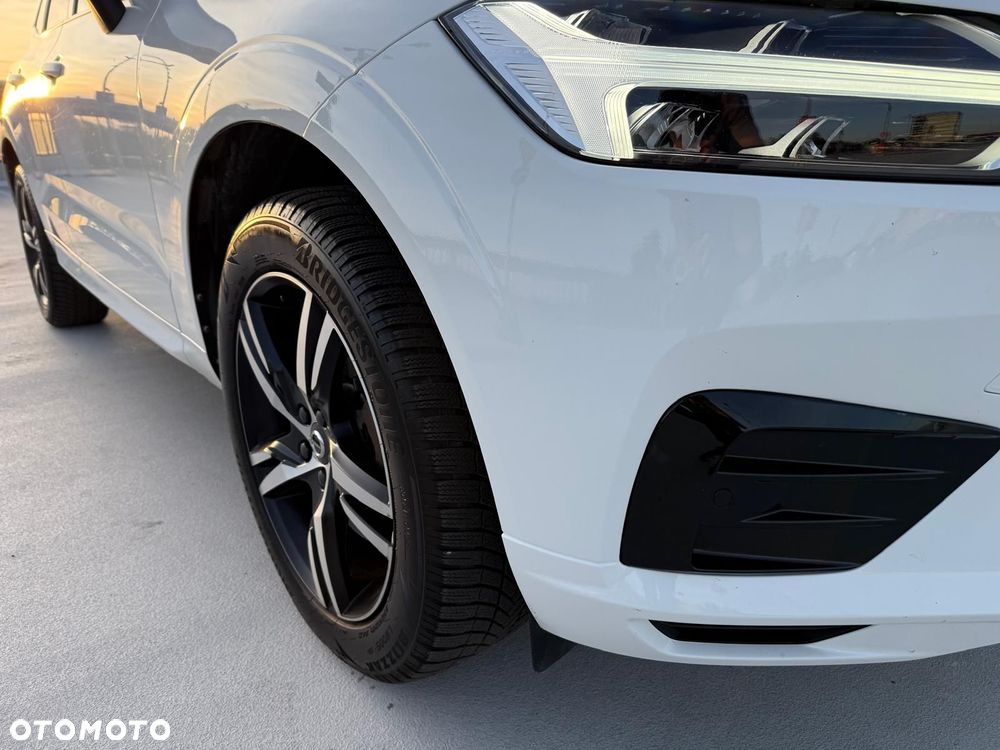 Volvo XC 60 D4 R-Design - 8