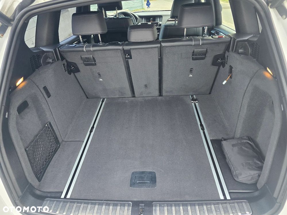 BMW X3 xDrive20d xLine - 27