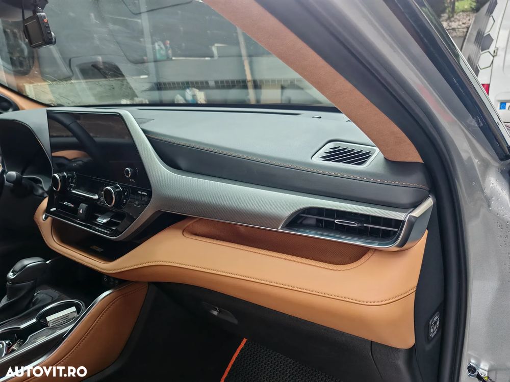 Toyota Highlander ver-2-5-l-hybrid-dynamic-force-248cp-luxury-metallic - 38