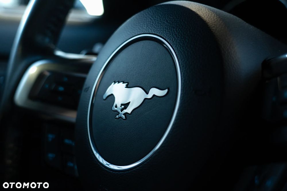 Ford Mustang 2.3 EcoBoost - 28