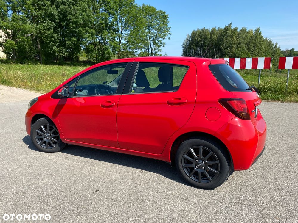 Toyota Yaris 1.0 Active EU6 - 12