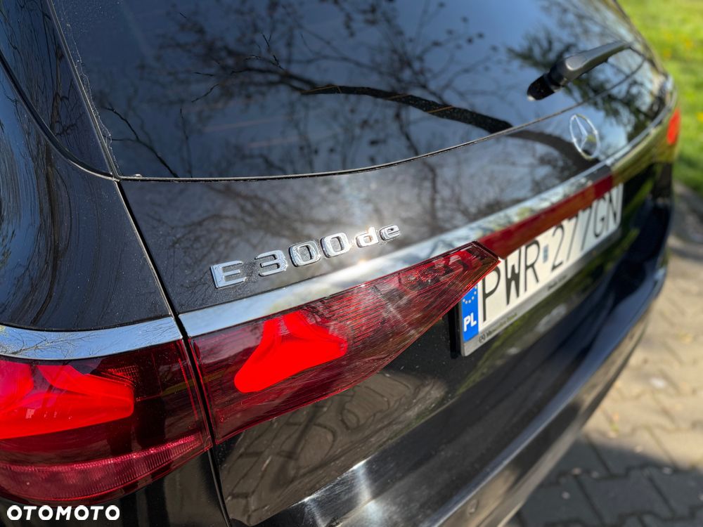 Mercedes-Benz Klasa E 300de 4Matic 9G-TRONIC Edition AVANTGARDE - 13