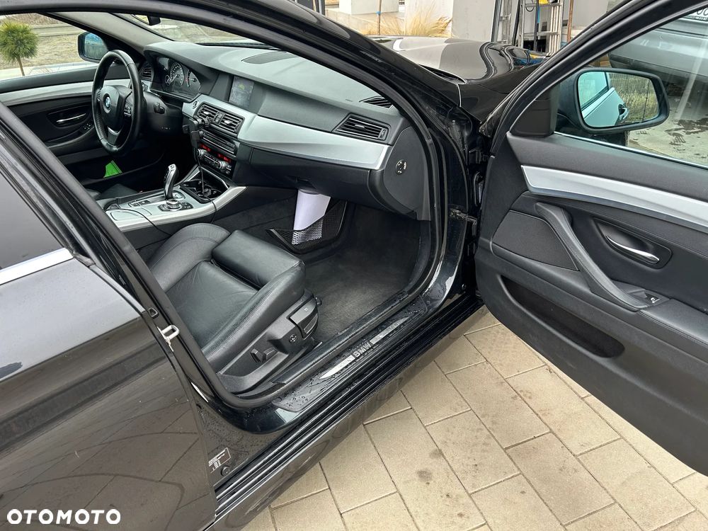 BMW Seria 5 520d - 19