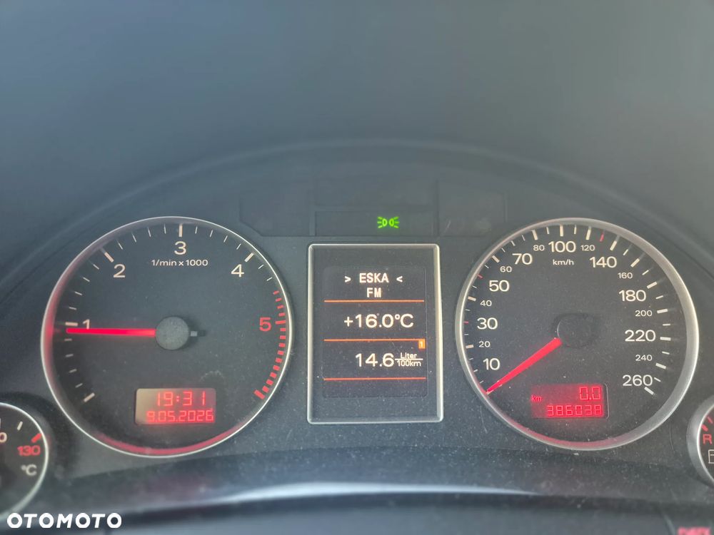 Audi A4 Avant 2.0 TDI - 13