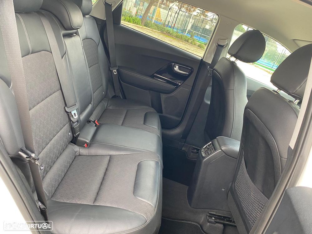 Kia Niro 1.6 GDi HEV Tech - 12