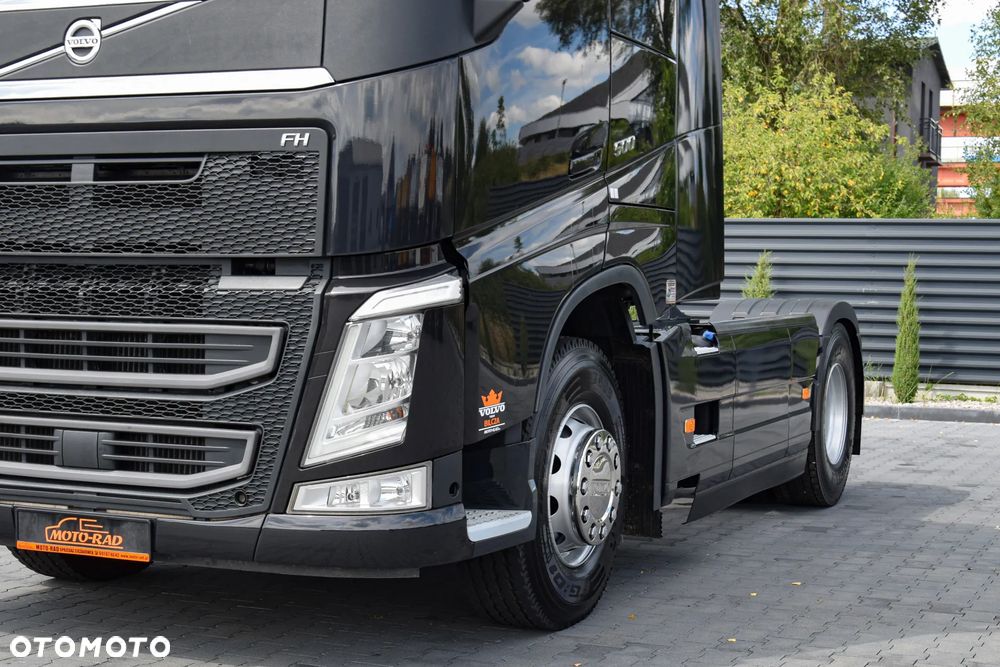 Volvo FH500 / EURO 6 / ACC / LEDY / NOWE OPONY / FULL SPILERY / SERWISOWANY / SPROWADZONY - 11