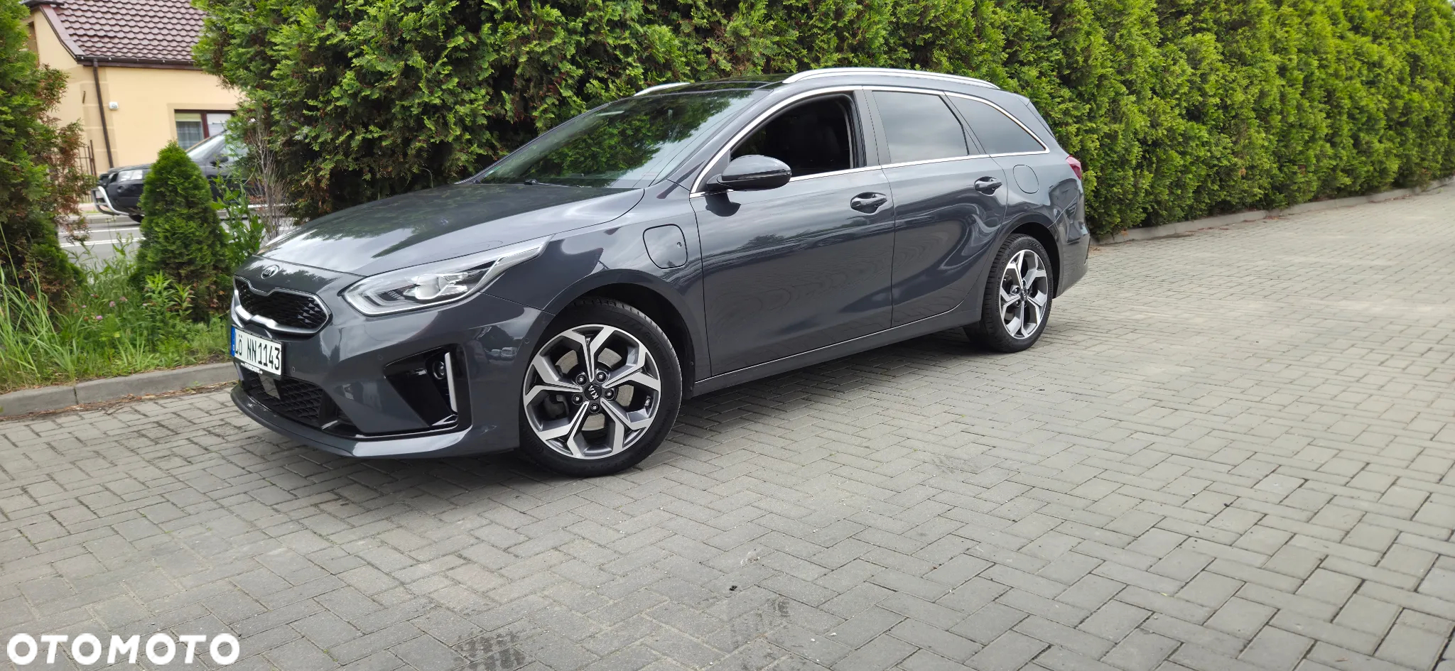 Kia Ceed 1.6 GDI PHEV L Business Line DCT - 3
