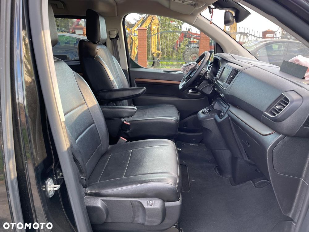 Toyota Proace Verso 2.0 D4-D Long VIP - 19