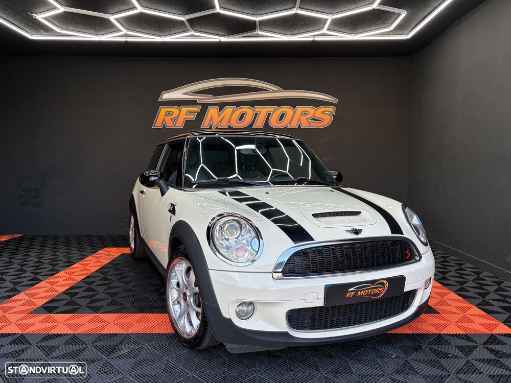 MINI 3 Portas Cooper S - 3