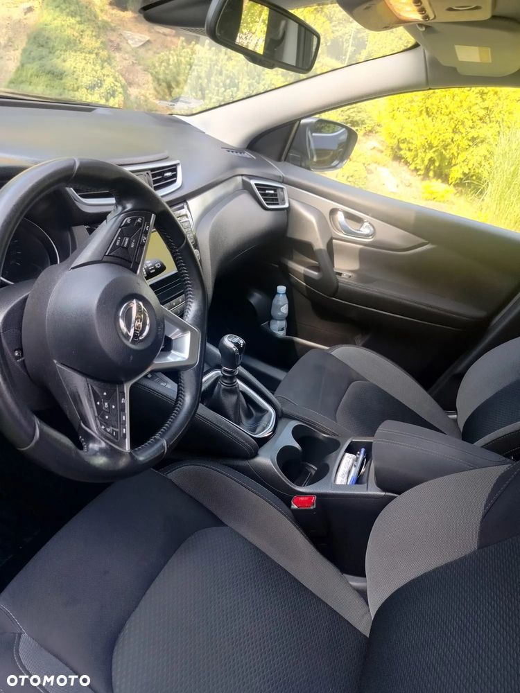 Nissan Qashqai 1.2 DIG-T N-Connecta - 6