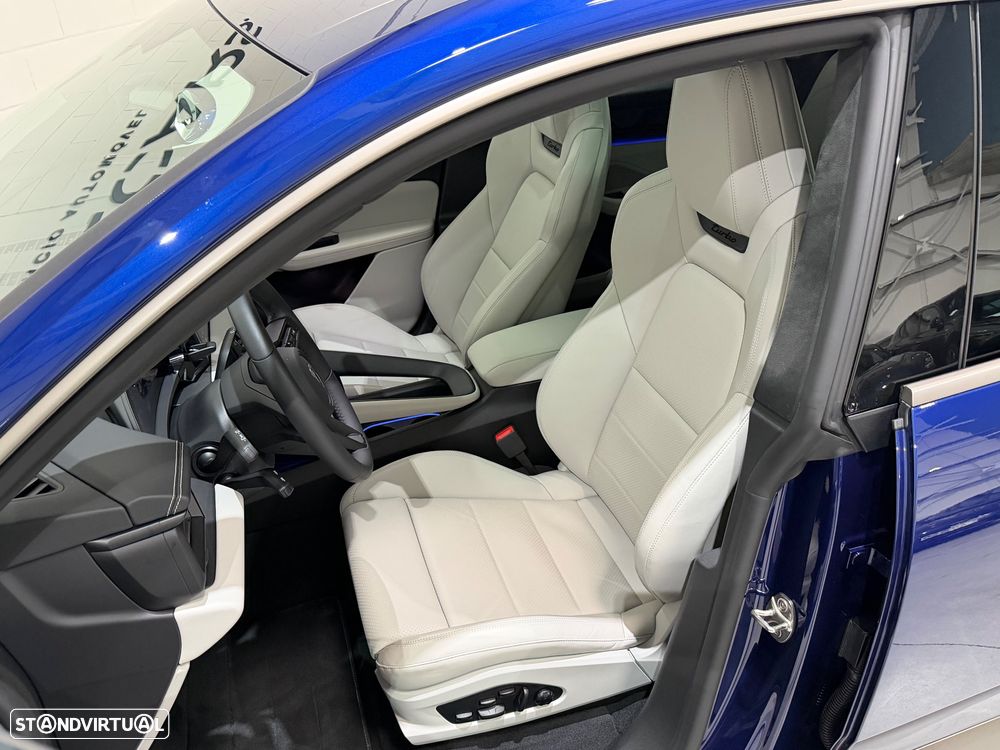 Porsche Macan Electric Turbo - 46