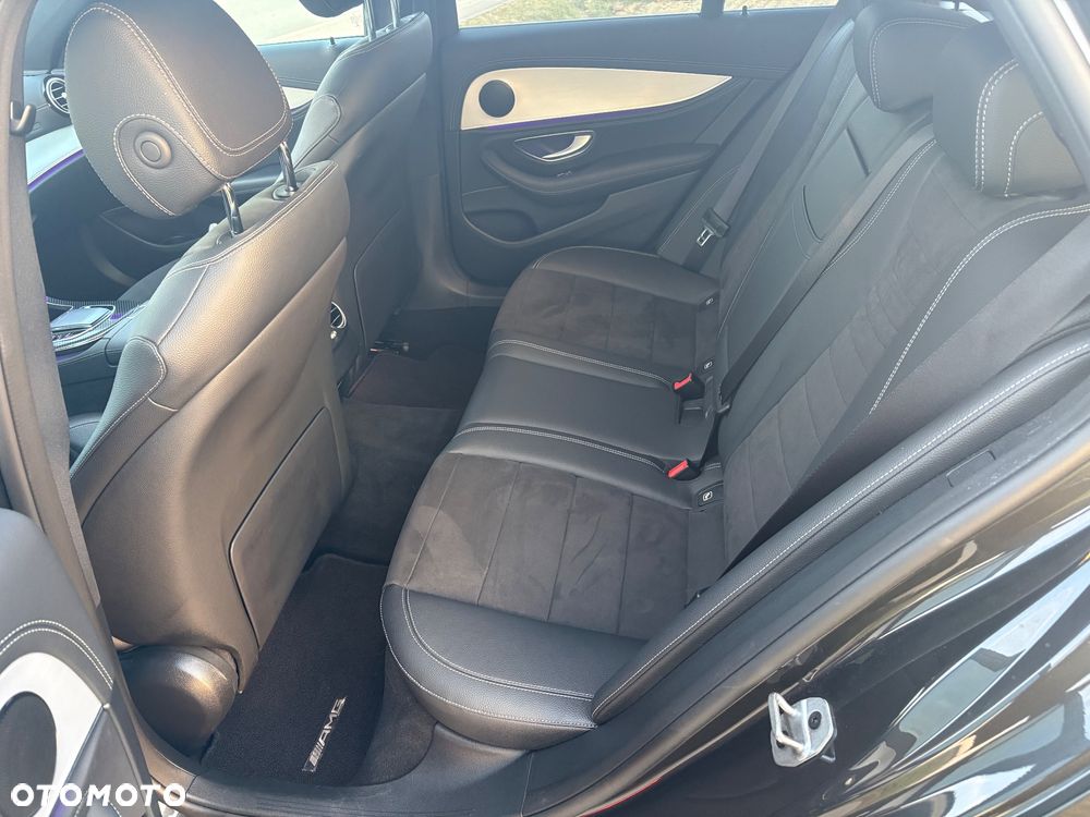 Mercedes-Benz Klasa E - 11