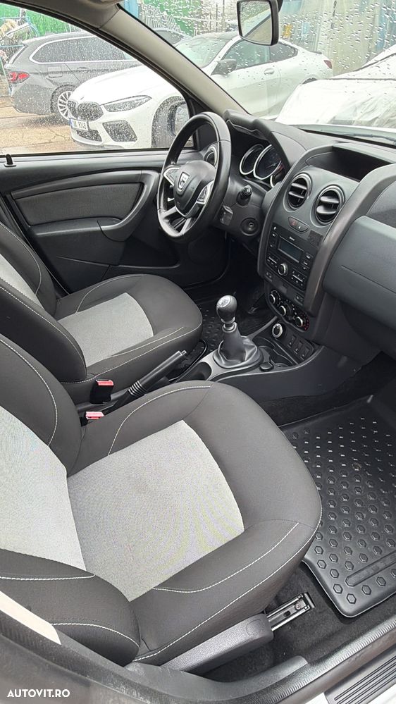 Dacia Duster 1.5 dCi 4x4 Ambiance - 10