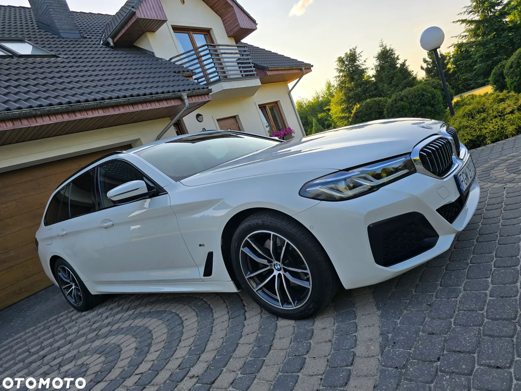 BMW Seria 5 520d xDrive M Sport sport - 3