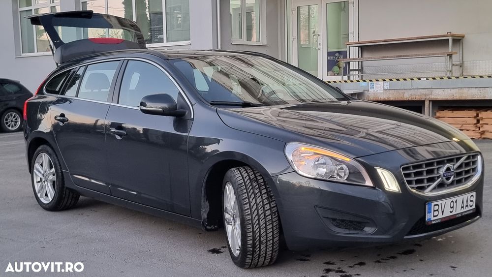 Volvo V60 T4 - 3