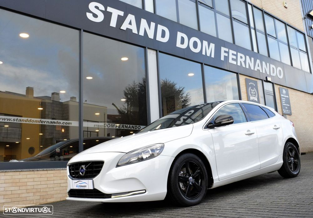 Volvo V40 1.6 D2 Momentum Eco - 35