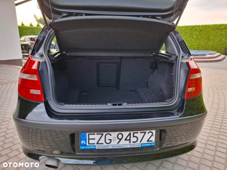 BMW Seria 1 116d - 8