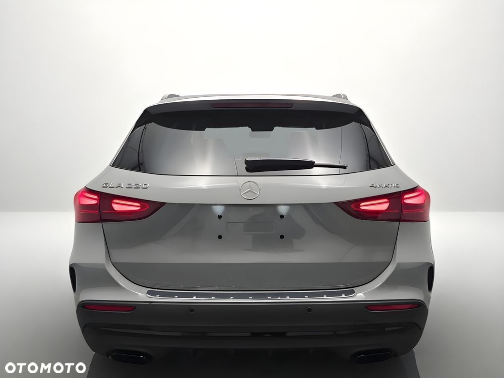 Mercedes-Benz GLA 200 mHEV AMG Line 7G-DCT - 6