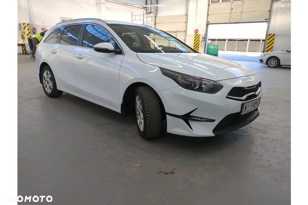 Kia Ceed 1.5 T-GDI L - 4