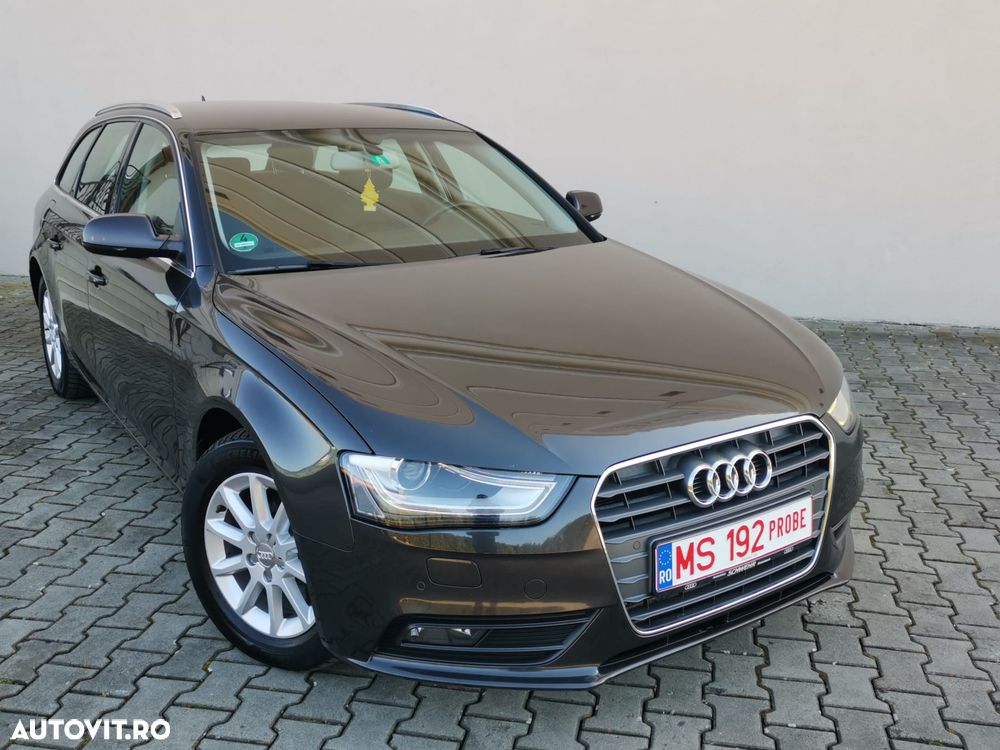 Audi A4 2.0 TDI DPF multitronic S line Sportpaket - 2