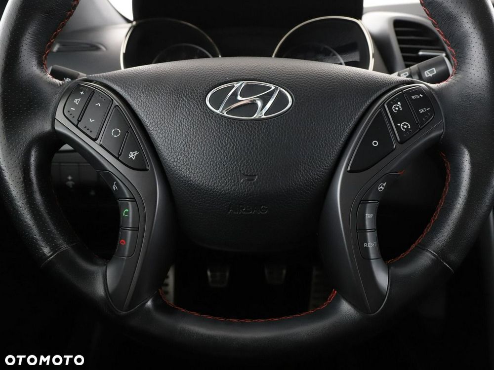 Hyundai i30 1.6 T GDI Turbo - 22