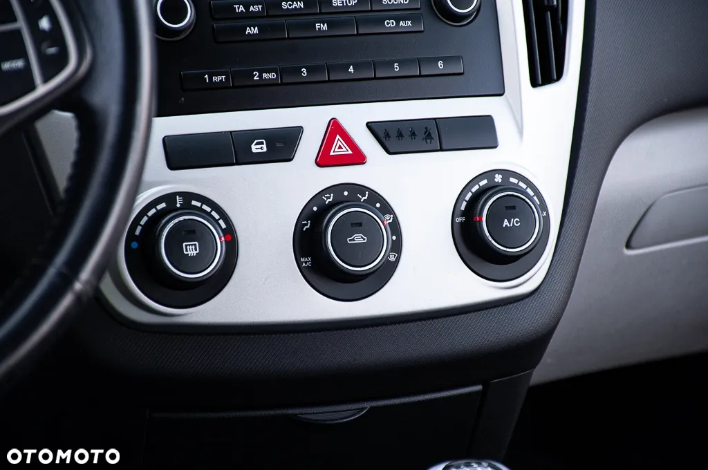 Kia Ceed 2.0 CVVT Spirit - 37