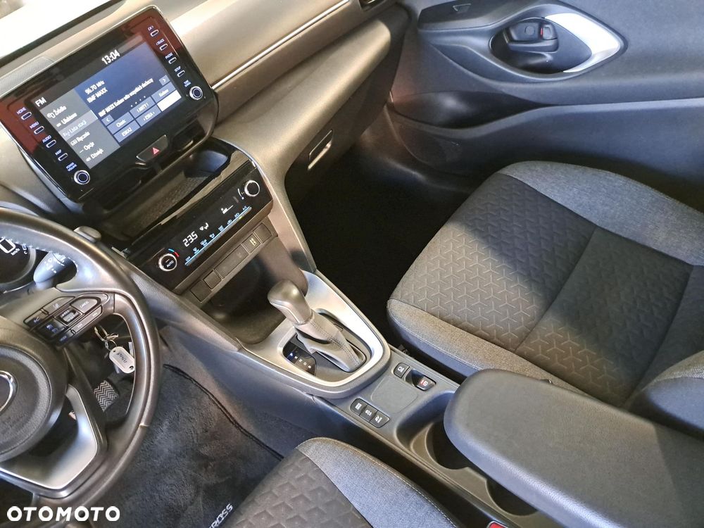 Toyota Yaris Cross Hybrid 1.5 Comfort - 26