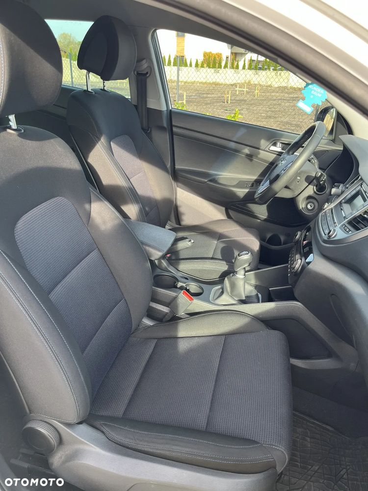 Hyundai Tucson 1.6 GDI BlueDrive Comfort 2WD - 12