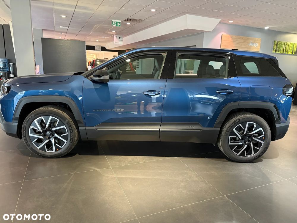 Jeep Compass 74 kWh Altitude - 6