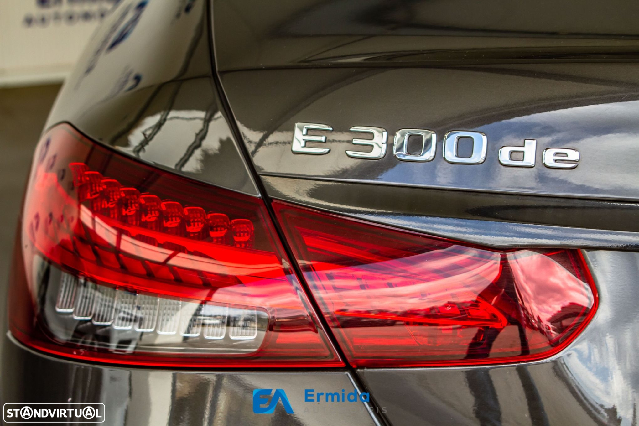 Mercedes-Benz E 300 de AMG Line - 21